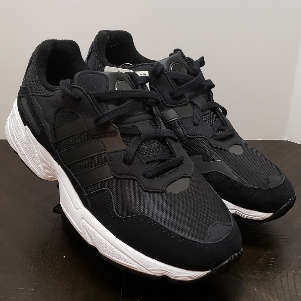*NEW* Adidas Yung-96 men's size 10.5
